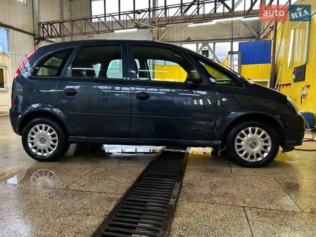 Серый Опель Мерива, объемом двигателя 1.6 л и пробегом 101 тыс. км за 6200 $, фото 6 на Automoto.ua