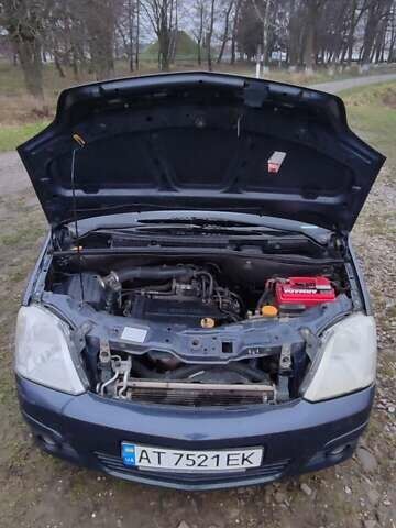 Сірий Опель Меріва, об'ємом двигуна 1.4 л та пробігом 220 тис. км за 3800 $, фото 12 на Automoto.ua