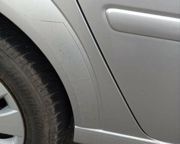 Серый Опель Мерива, объемом двигателя 1.6 л и пробегом 198 тыс. км за 6350 $, фото 13 на Automoto.ua