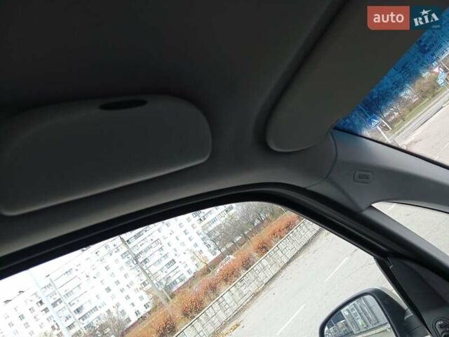 Серый Опель Мерива, объемом двигателя 1.6 л и пробегом 198 тыс. км за 6350 $, фото 45 на Automoto.ua