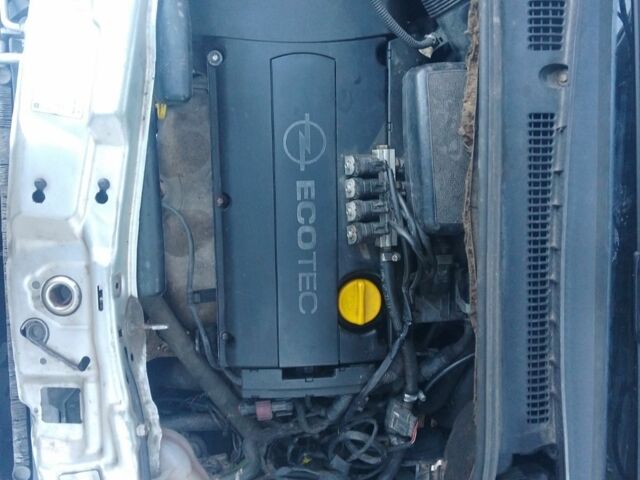 Сірий Опель Меріва, об'ємом двигуна 0 л та пробігом 257 тис. км за 4000 $, фото 6 на Automoto.ua