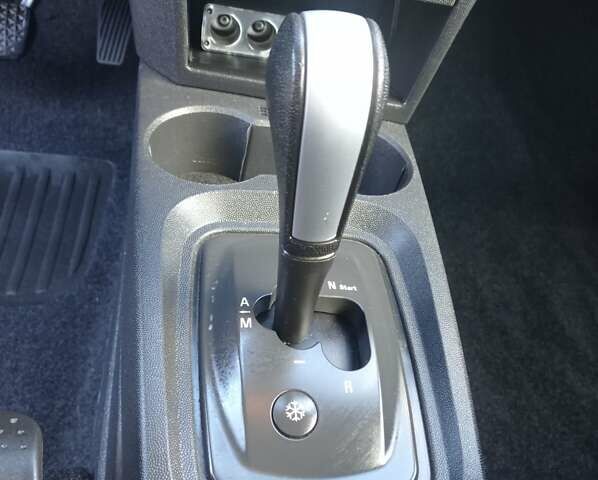 Сірий Опель Меріва, об'ємом двигуна 1.61 л та пробігом 193 тис. км за 4900 $, фото 16 на Automoto.ua