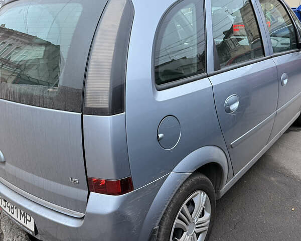 Серый Опель Мерива, объемом двигателя 1.6 л и пробегом 223 тыс. км за 3800 $, фото 5 на Automoto.ua