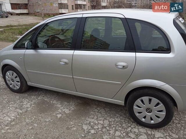 Серый Опель Мерива, объемом двигателя 1.6 л и пробегом 200 тыс. км за 6350 $, фото 7 на Automoto.ua