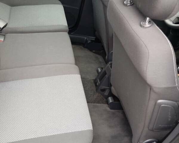 Серый Опель Мерива, объемом двигателя 1.6 л и пробегом 198 тыс. км за 6350 $, фото 34 на Automoto.ua