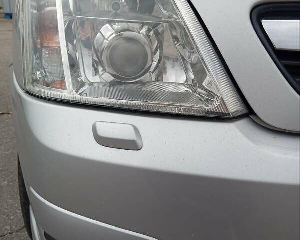 Серый Опель Мерива, объемом двигателя 1.6 л и пробегом 198 тыс. км за 6350 $, фото 16 на Automoto.ua