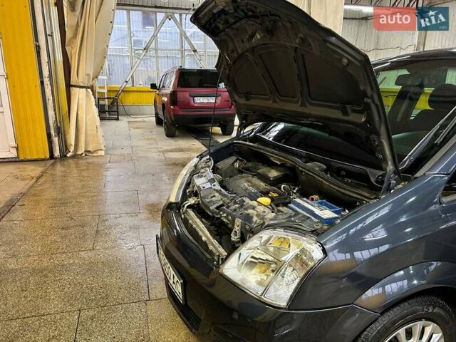 Серый Опель Мерива, объемом двигателя 1.6 л и пробегом 101 тыс. км за 6200 $, фото 14 на Automoto.ua