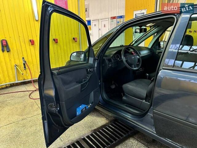 Серый Опель Мерива, объемом двигателя 1.6 л и пробегом 101 тыс. км за 6200 $, фото 16 на Automoto.ua