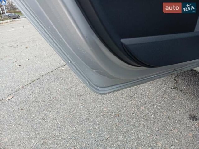 Серый Опель Мерива, объемом двигателя 1.6 л и пробегом 198 тыс. км за 6350 $, фото 22 на Automoto.ua
