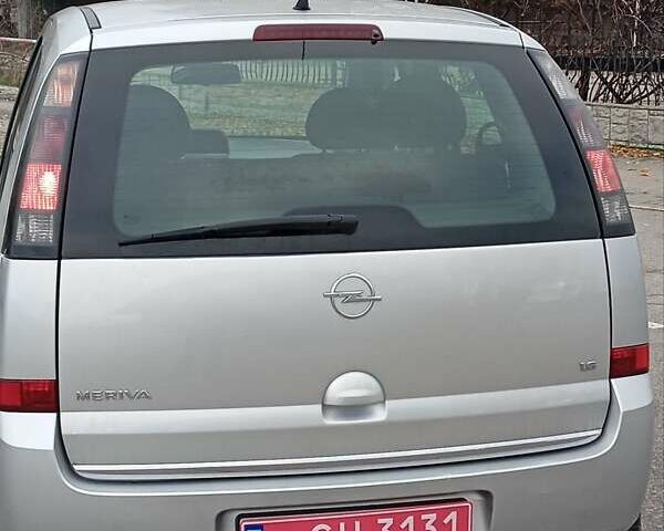 Серый Опель Мерива, объемом двигателя 1.6 л и пробегом 198 тыс. км за 6350 $, фото 5 на Automoto.ua