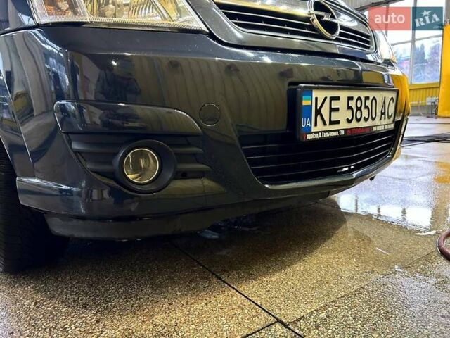 Серый Опель Мерива, объемом двигателя 1.6 л и пробегом 101 тыс. км за 6200 $, фото 13 на Automoto.ua