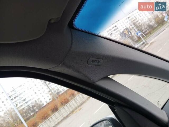 Серый Опель Мерива, объемом двигателя 1.6 л и пробегом 198 тыс. км за 6350 $, фото 46 на Automoto.ua