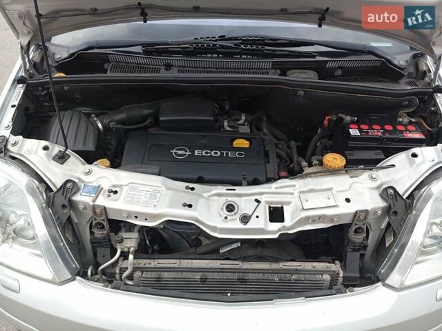 Серый Опель Мерива, объемом двигателя 1.6 л и пробегом 198 тыс. км за 6350 $, фото 20 на Automoto.ua