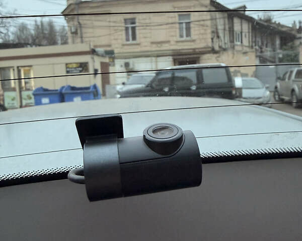 Серый Опель Мерива, объемом двигателя 1.6 л и пробегом 223 тыс. км за 3800 $, фото 19 на Automoto.ua