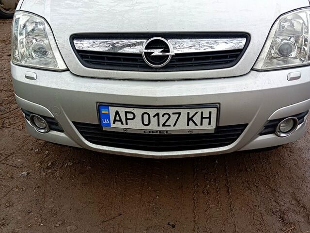 Сірий Опель Меріва, об'ємом двигуна 1.6 л та пробігом 199 тис. км за 6300 $, фото 1 на Automoto.ua