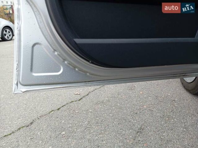 Серый Опель Мерива, объемом двигателя 1.6 л и пробегом 198 тыс. км за 6350 $, фото 21 на Automoto.ua