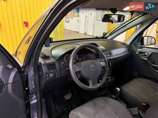 Серый Опель Мерива, объемом двигателя 1.6 л и пробегом 101 тыс. км за 6200 $, фото 20 на Automoto.ua