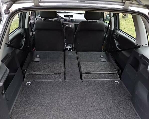 Сірий Опель Меріва, об'ємом двигуна 1.61 л та пробігом 193 тис. км за 4900 $, фото 15 на Automoto.ua