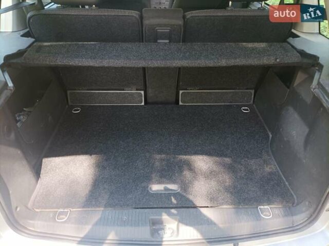 Серый Опель Мерива, объемом двигателя 1.4 л и пробегом 165 тыс. км за 5000 $, фото 19 на Automoto.ua