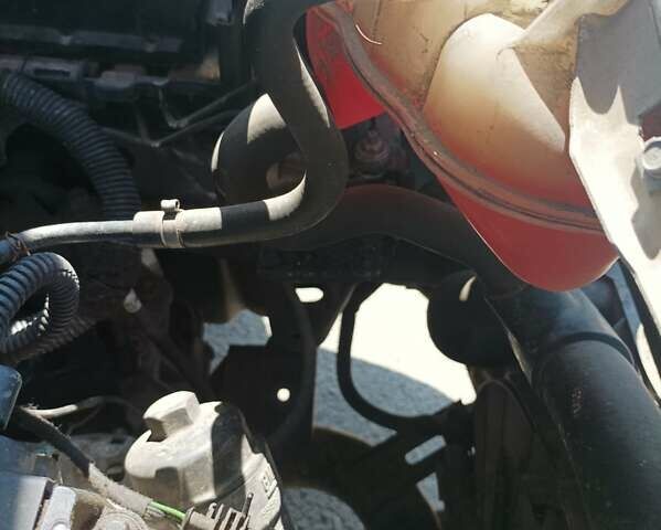 Серый Опель Мерива, объемом двигателя 1.4 л и пробегом 165 тыс. км за 5000 $, фото 12 на Automoto.ua