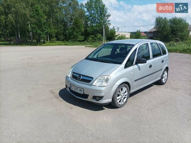 Серый Опель Мерива, объемом двигателя 1.4 л и пробегом 165 тыс. км за 5000 $, фото 6 на Automoto.ua