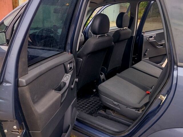 Опель Мерива 2008 в Кривом Роге на Automoto.ua Серый Опель Мерива, объемом двигателя 1.7 л и пробегом 255 тыс. км за 4000 $, фото 8 на Automoto.ua