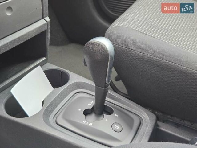 Серый Опель Мерива, объемом двигателя 1.6 л и пробегом 209 тыс. км за 3999 $, фото 27 на Automoto.ua