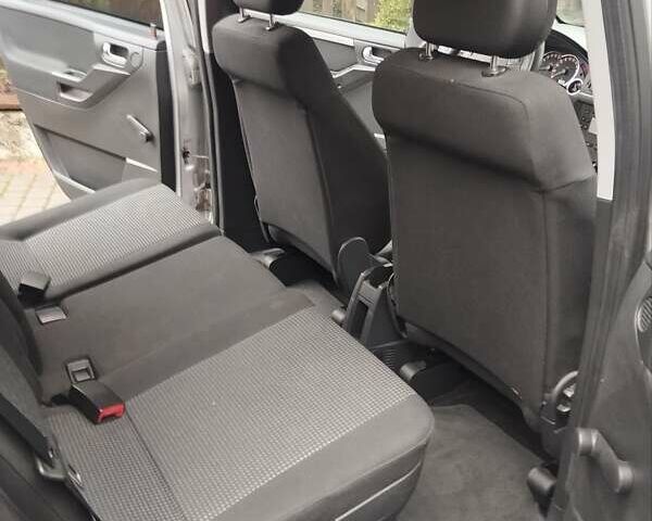 Сірий Опель Меріва, об'ємом двигуна 1.4 л та пробігом 173 тис. км за 5100 $, фото 12 на Automoto.ua