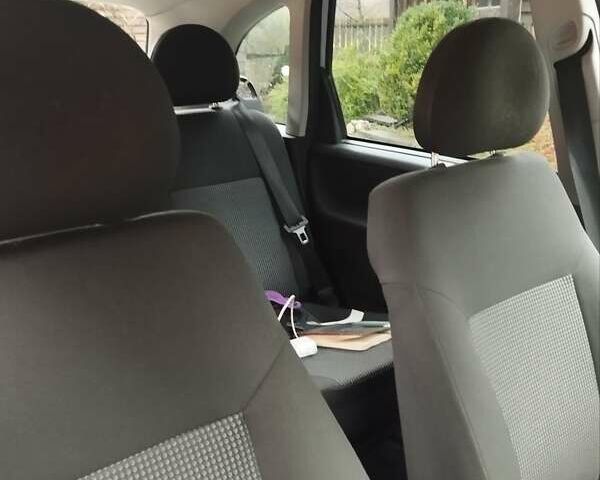 Сірий Опель Меріва, об'ємом двигуна 1.4 л та пробігом 173 тис. км за 5100 $, фото 42 на Automoto.ua