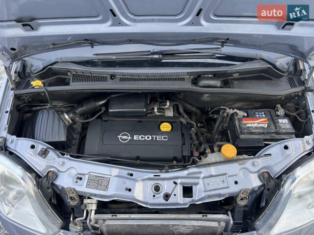 Сірий Опель Меріва, об'ємом двигуна 1.6 л та пробігом 183 тис. км за 5490 $, фото 39 на Automoto.ua