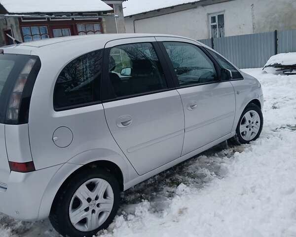 Сірий Опель Меріва, об'ємом двигуна 1.6 л та пробігом 137 тис. км за 5300 $, фото 3 на Automoto.ua