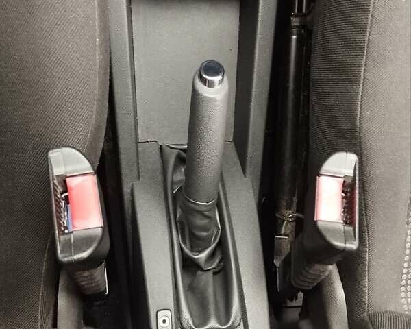 Сірий Опель Меріва, об'ємом двигуна 1.4 л та пробігом 173 тис. км за 5100 $, фото 23 на Automoto.ua