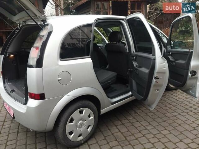 Сірий Опель Меріва, об'ємом двигуна 1.4 л та пробігом 173 тис. км за 5100 $, фото 9 на Automoto.ua