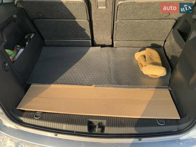 Серый Опель Мерива, объемом двигателя 1.6 л и пробегом 190 тыс. км за 6500 $, фото 11 на Automoto.ua