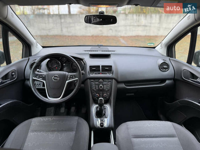 Серый Опель Мерива, объемом двигателя 1.36 л и пробегом 244 тыс. км за 5900 $, фото 12 на Automoto.ua