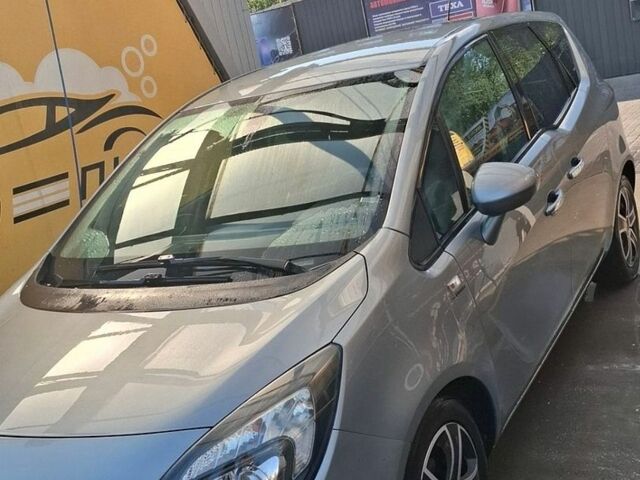 Сірий Опель Меріва, об'ємом двигуна 1.69 л та пробігом 267 тис. км за 8000 $, фото 6 на Automoto.ua