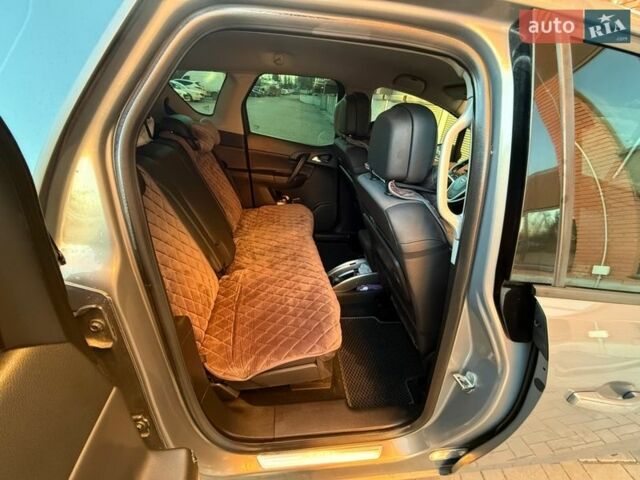 Серый Опель Мерива, объемом двигателя 1.7 л и пробегом 210 тыс. км за 8700 $, фото 9 на Automoto.ua