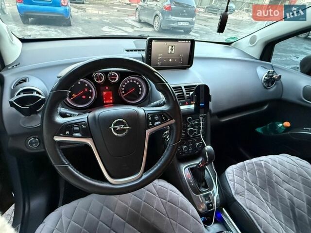 Серый Опель Мерива, объемом двигателя 1.7 л и пробегом 210 тыс. км за 8700 $, фото 15 на Automoto.ua