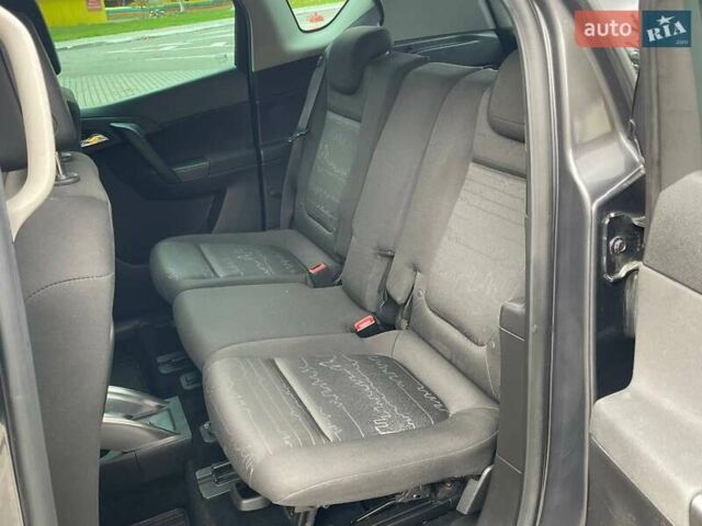 Серый Опель Мерива, объемом двигателя 1.3 л и пробегом 223 тыс. км за 6800 $, фото 14 на Automoto.ua