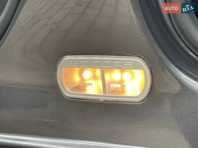 Серый Опель Мерива, объемом двигателя 1.3 л и пробегом 223 тыс. км за 6800 $, фото 16 на Automoto.ua