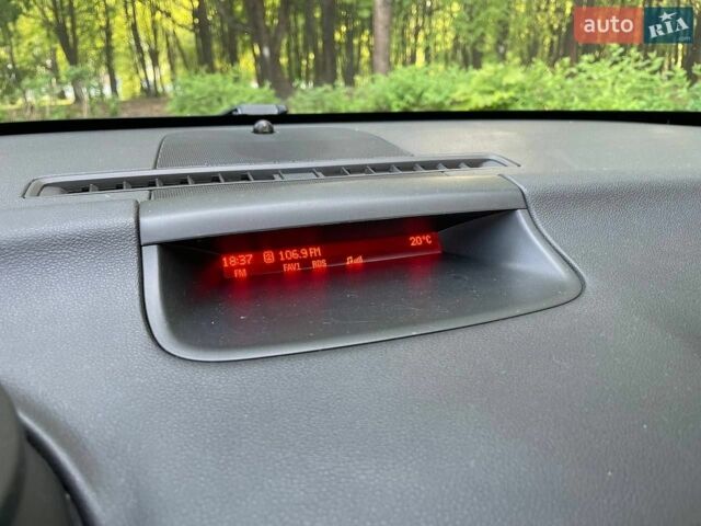 Сірий Опель Меріва, об'ємом двигуна 1.3 л та пробігом 227 тис. км за 5999 $, фото 24 на Automoto.ua