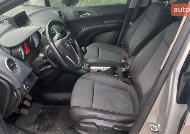 Сірий Опель Меріва, об'ємом двигуна 1.36 л та пробігом 206 тис. км за 6700 $, фото 11 на Automoto.ua