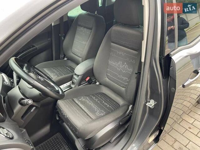 Серый Опель Мерива, объемом двигателя 1.3 л и пробегом 223 тыс. км за 6800 $, фото 13 на Automoto.ua