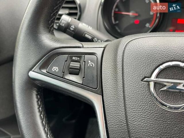 Серый Опель Мерива, объемом двигателя 1.3 л и пробегом 223 тыс. км за 6800 $, фото 22 на Automoto.ua