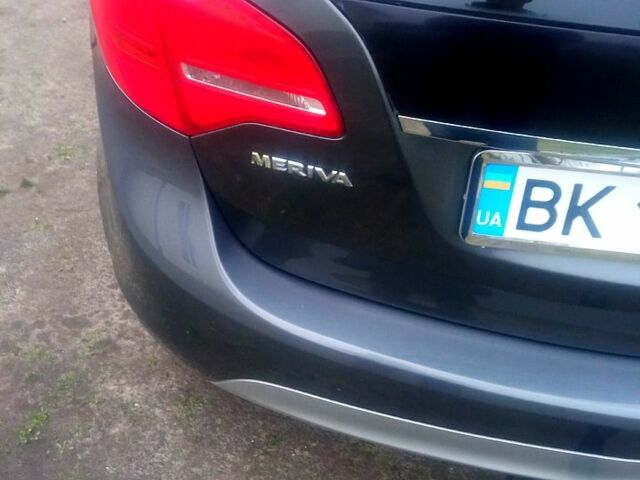 Серый Опель Мерива, объемом двигателя 1.3 л и пробегом 317 тыс. км за 7500 $, фото 7 на Automoto.ua