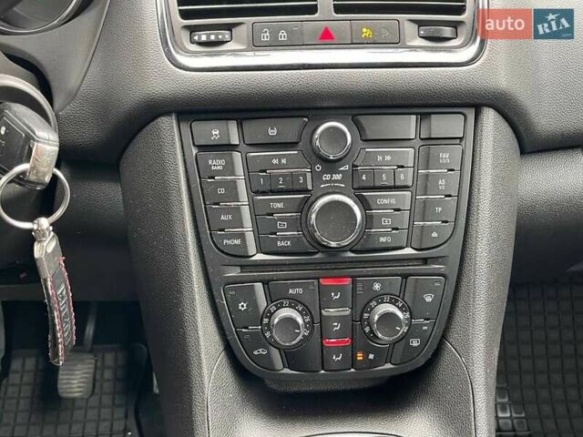 Серый Опель Мерива, объемом двигателя 1.3 л и пробегом 223 тыс. км за 6800 $, фото 27 на Automoto.ua