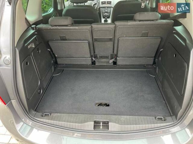 Серый Опель Мерива, объемом двигателя 1.3 л и пробегом 223 тыс. км за 6800 $, фото 33 на Automoto.ua