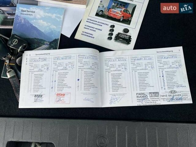 Серый Опель Мерива, объемом двигателя 1.3 л и пробегом 223 тыс. км за 6800 $, фото 40 на Automoto.ua