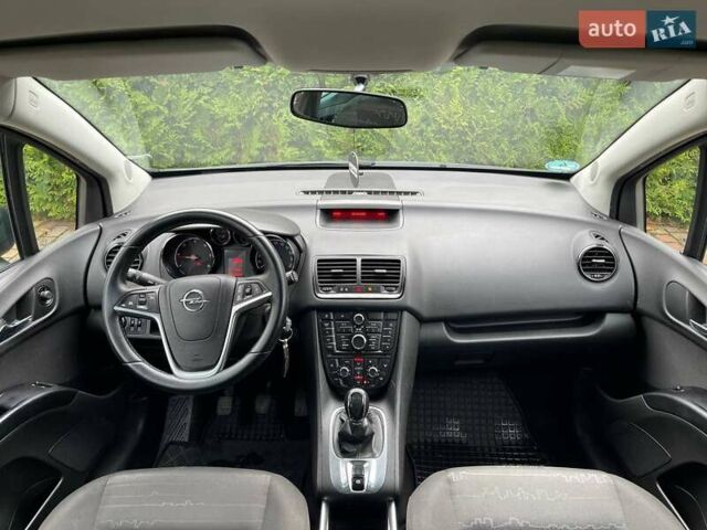 Серый Опель Мерива, объемом двигателя 1.3 л и пробегом 223 тыс. км за 6800 $, фото 17 на Automoto.ua