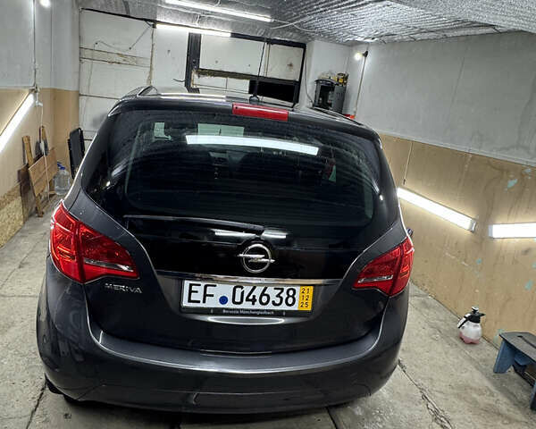 Сірий Опель Меріва, об'ємом двигуна 1.4 л та пробігом 203 тис. км за 6800 $, фото 13 на Automoto.ua